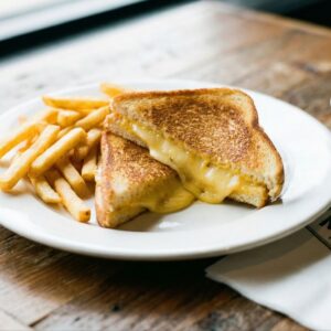 Grilled Cheese w/fries
